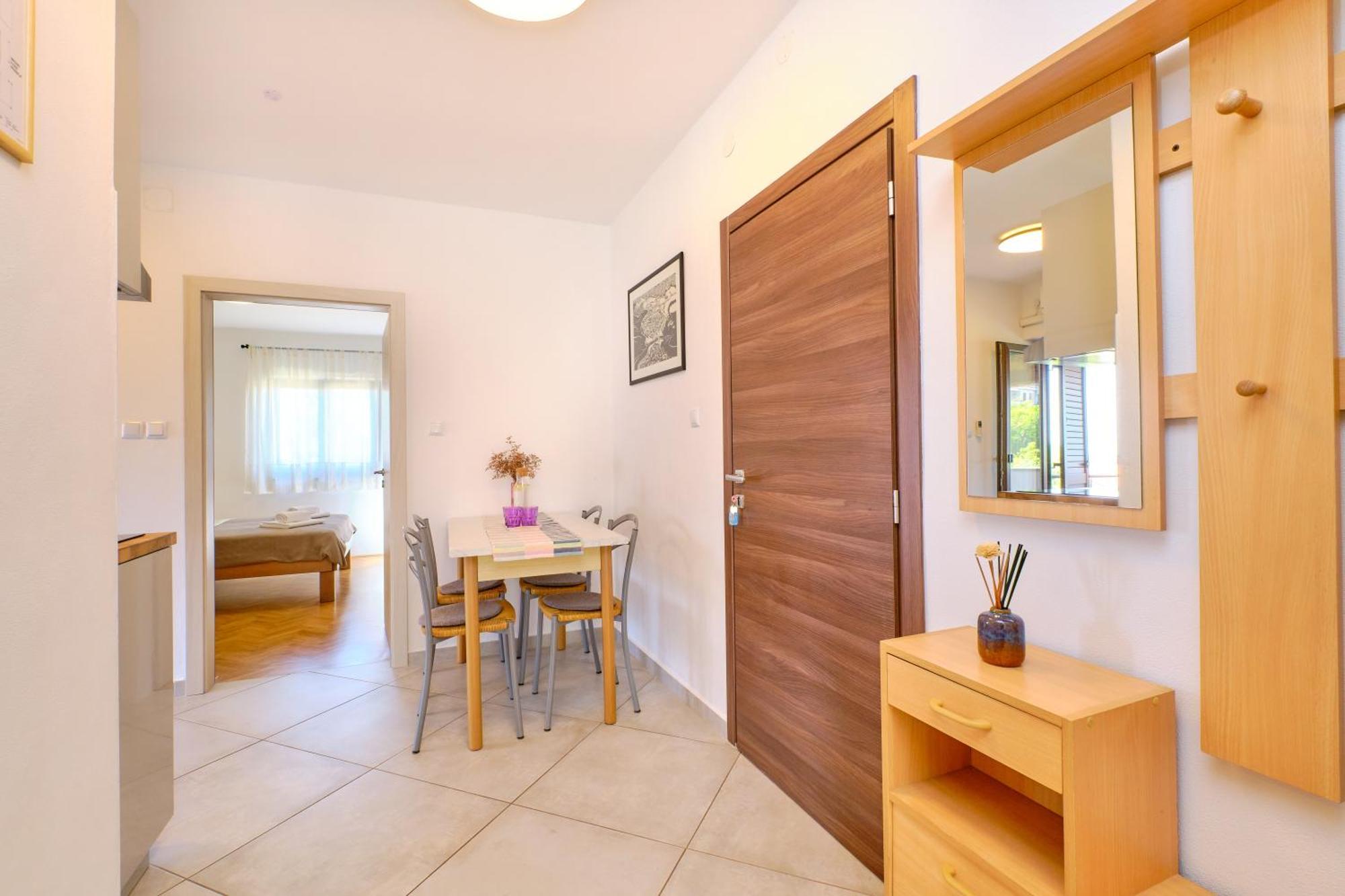 Argo Apartmani มาลีโลชินจ์ ภายนอก รูปภาพ